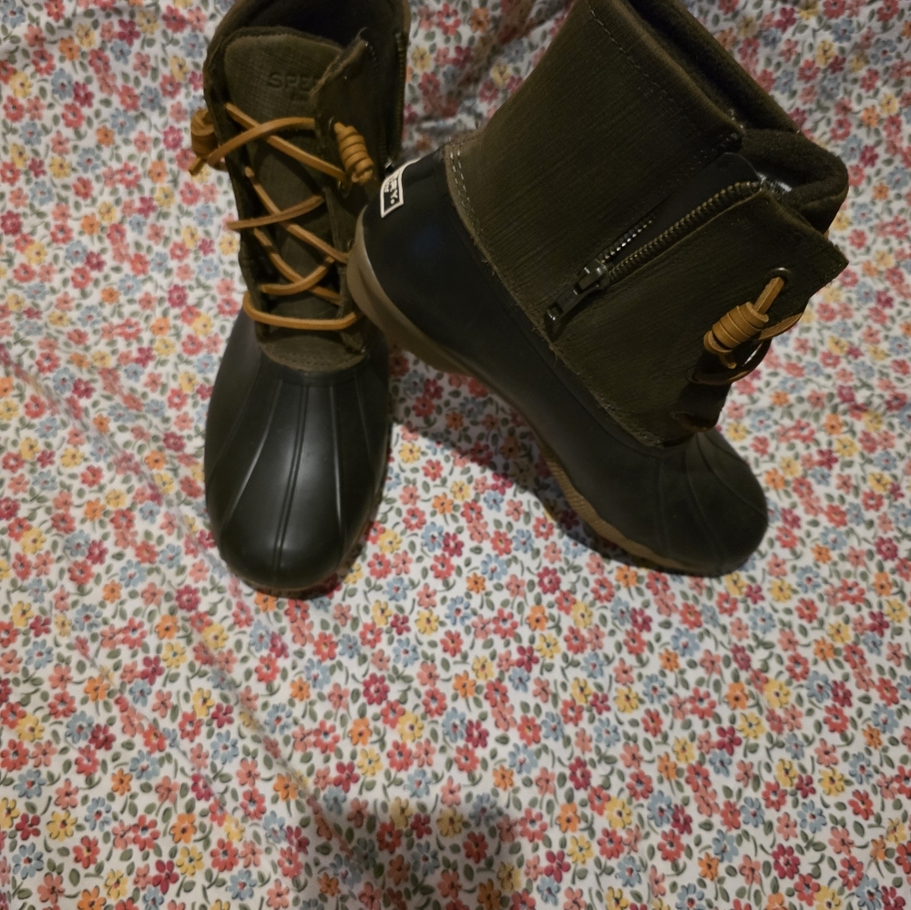 Women's Sperry Rain Boots NEVER WORN